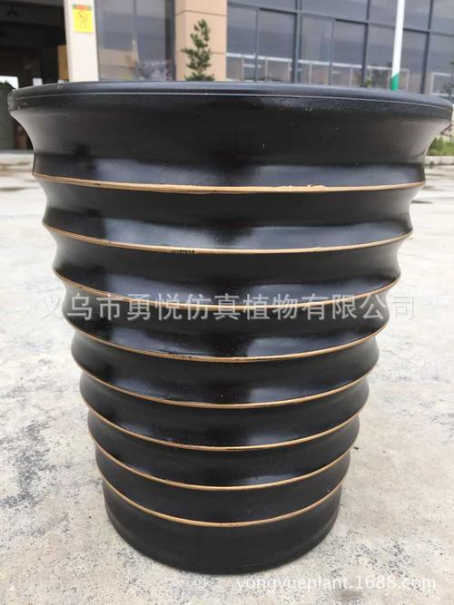 厂家批发特大仿黑陶瓷欧式花盆——园艺种植的典雅之选